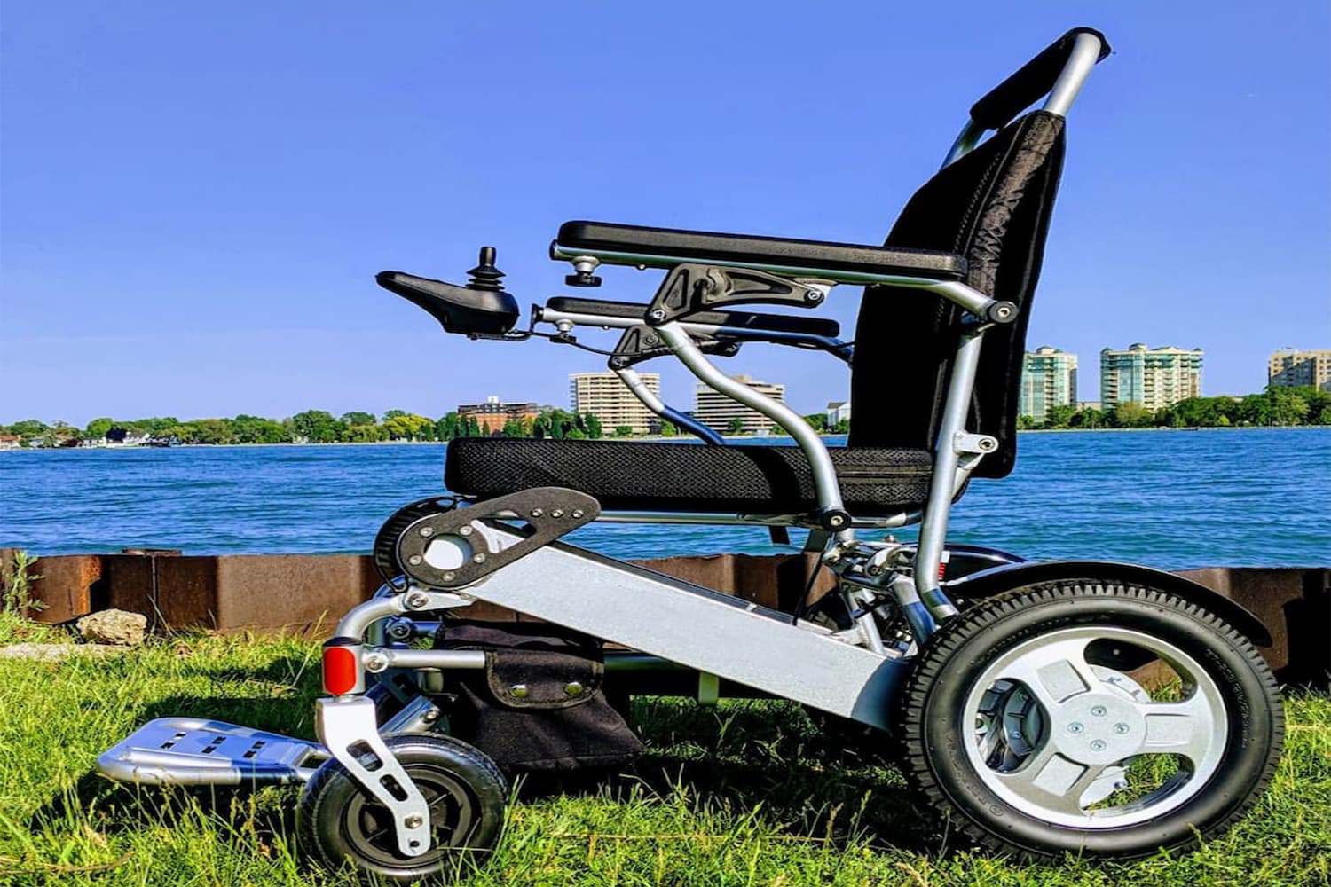 A Guide to Extending the Battery Life of Your Electric Wheelchair